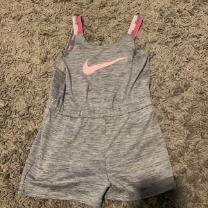 Nike romper